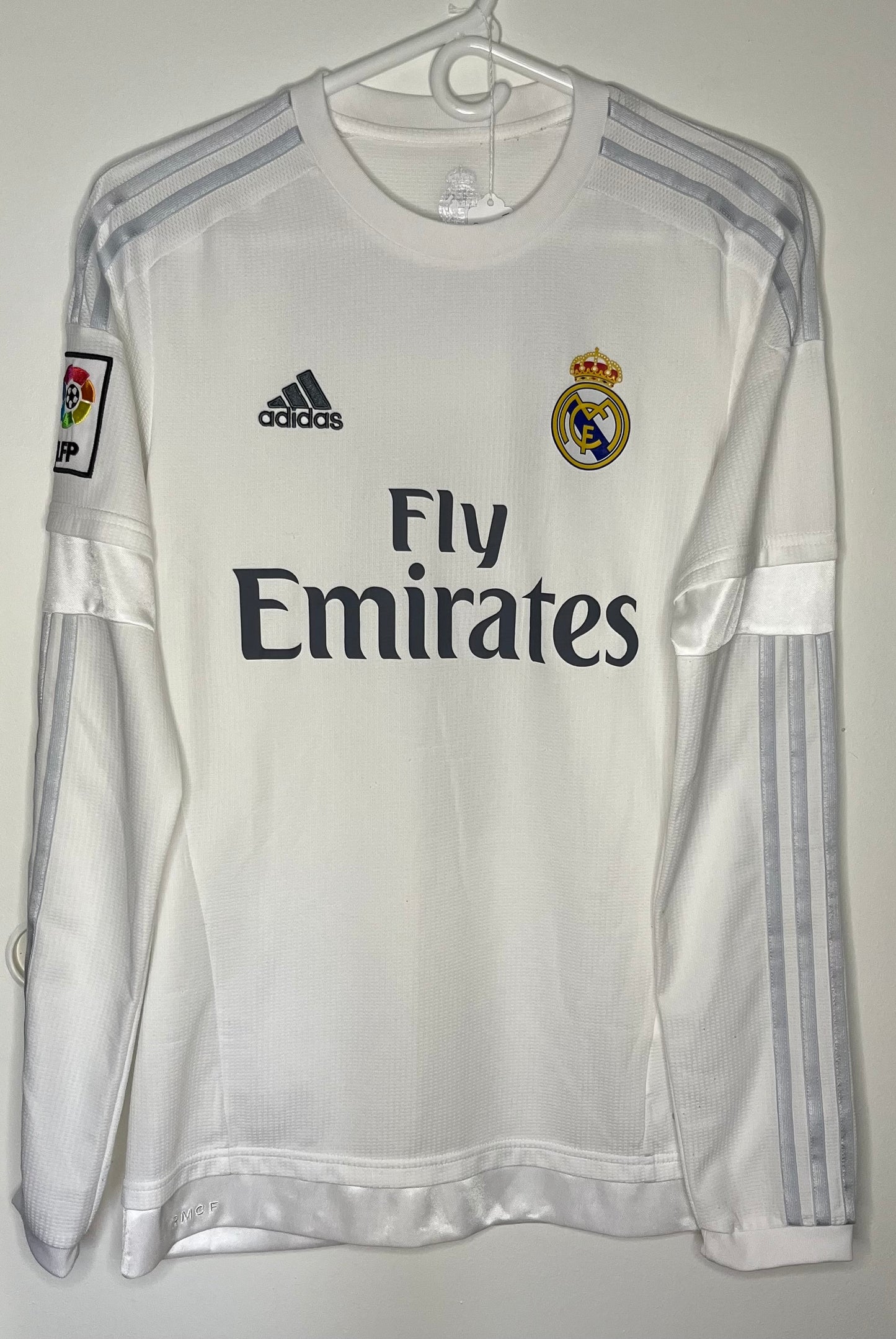 Real Madrid 2015-16 Long Sleeve Home Shirt Ronaldo (S) - 9/10