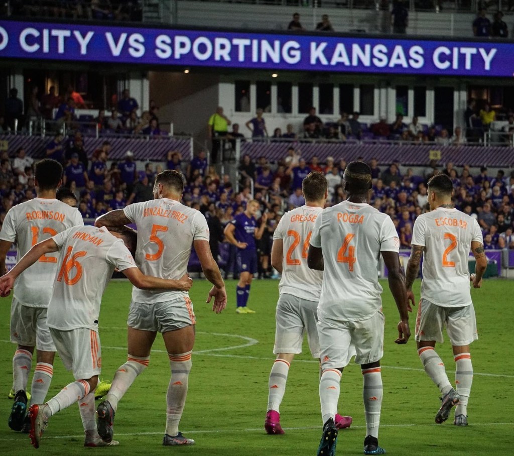 This image has an empty alt attribute; its file name is atlanta-1.jpg